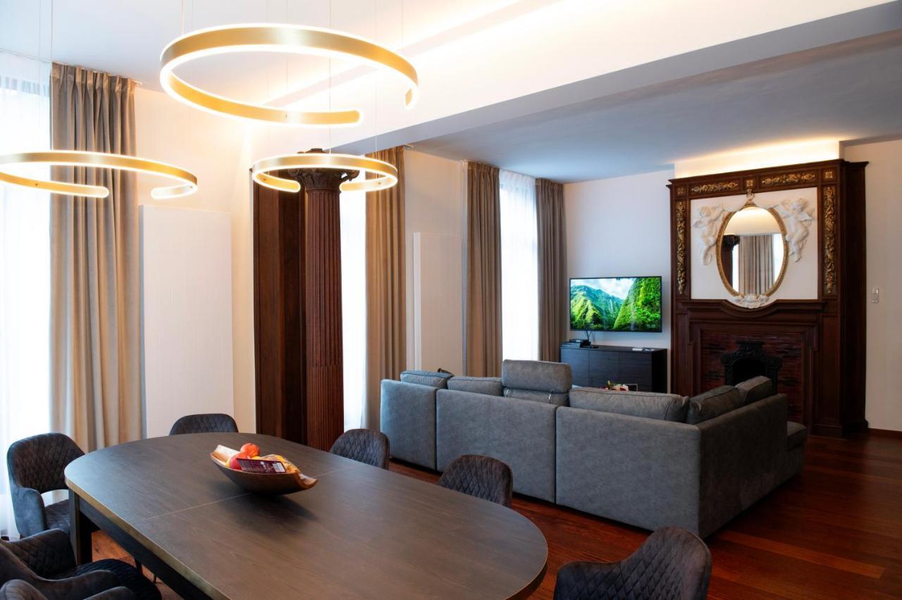 Botanique Suites Airbnb, Антверпен Экстерьер фото