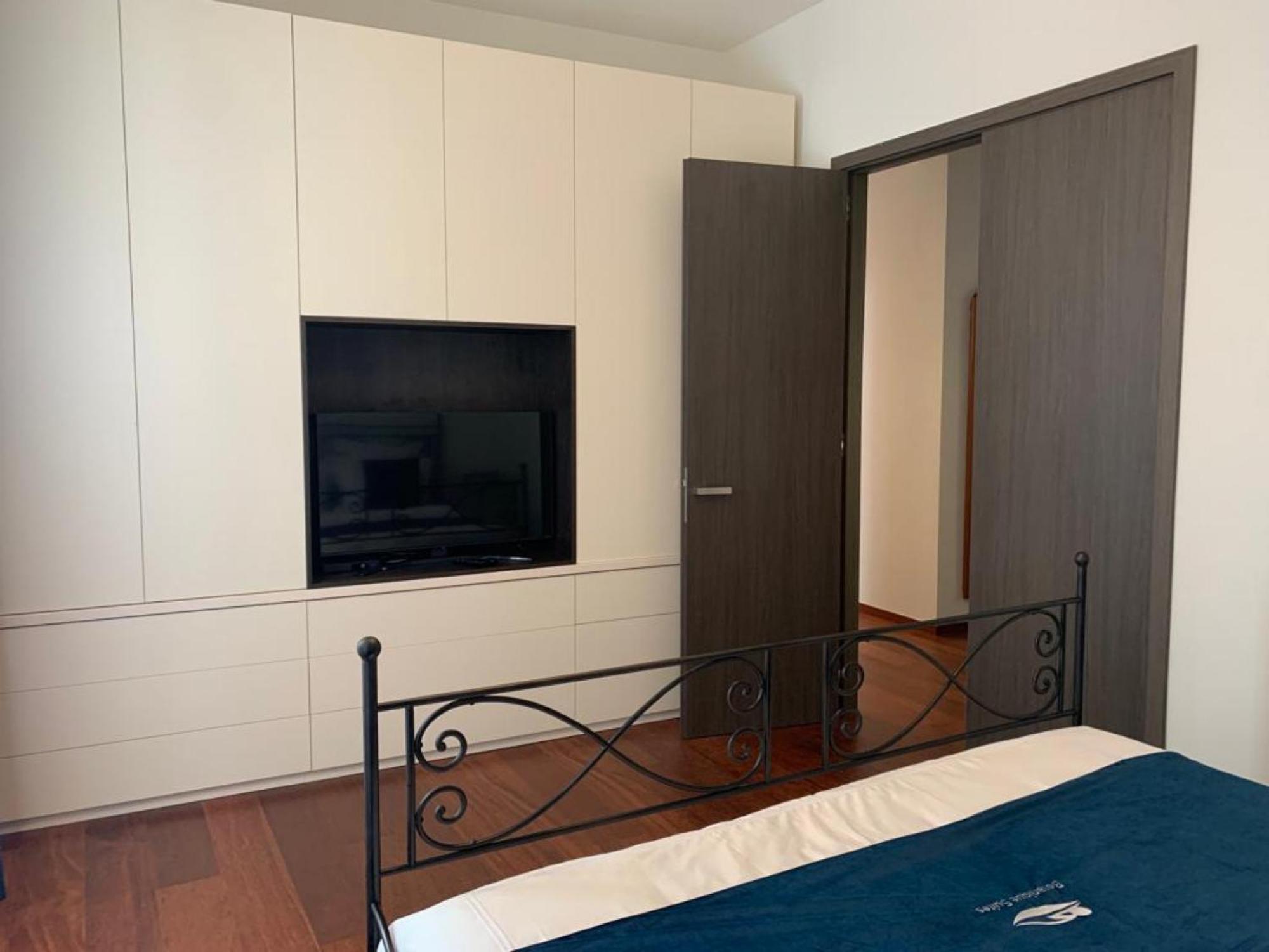 Botanique Suites Airbnb, Антверпен Экстерьер фото